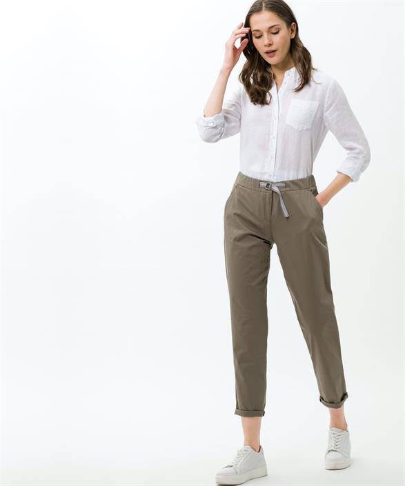 style-mel-s-khaki