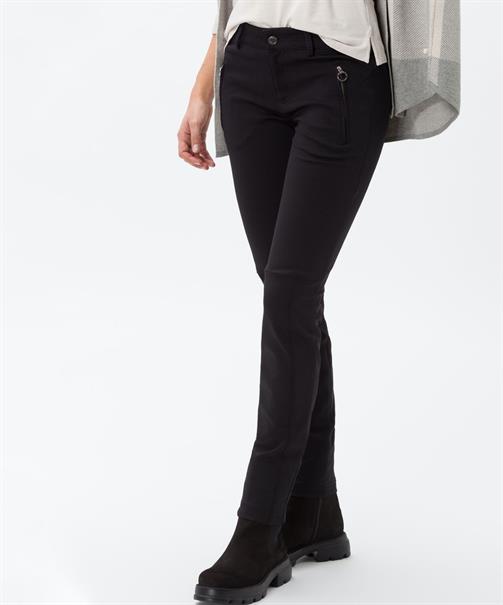 Style Shakira black
