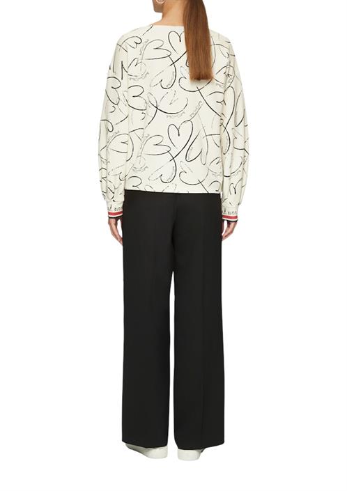 sweatshirt-creme