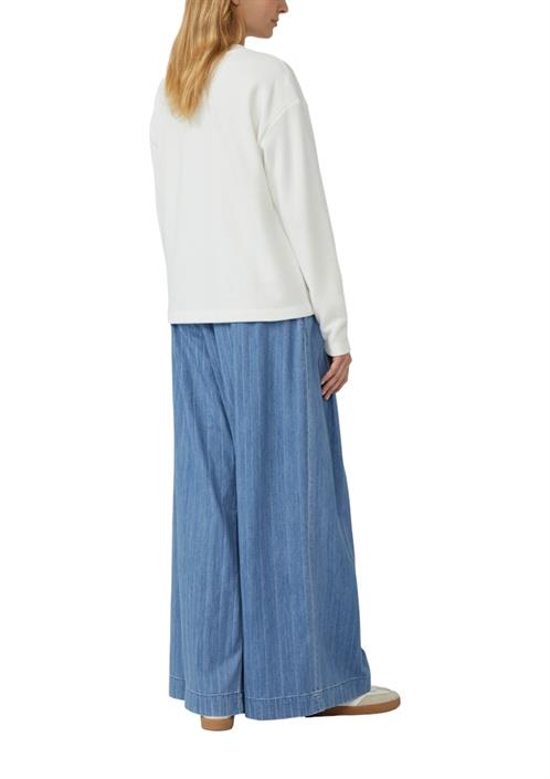 sweatshirt-creme