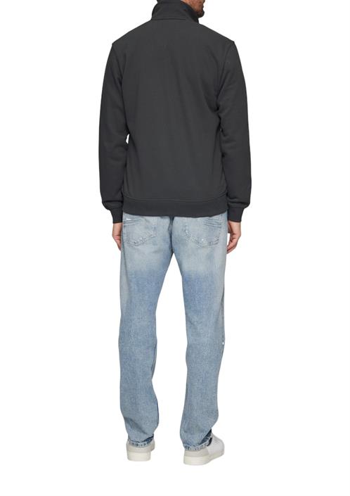 sweatshirt-jacke-mit-stehkragen-und-logo-detail-grau