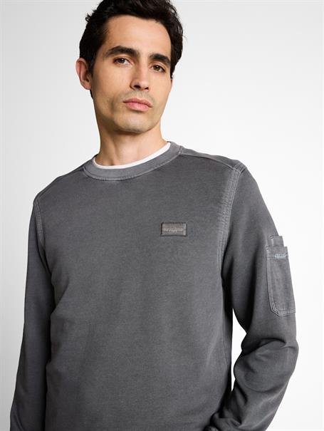Sweatshirt mit Ärmeltasche tarmac grey