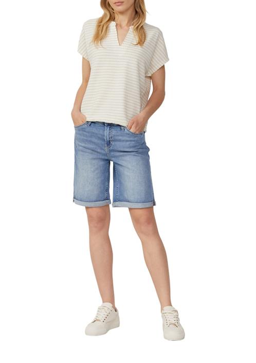 t-shirt-beige