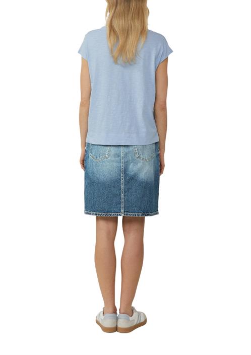 t-shirt-blau