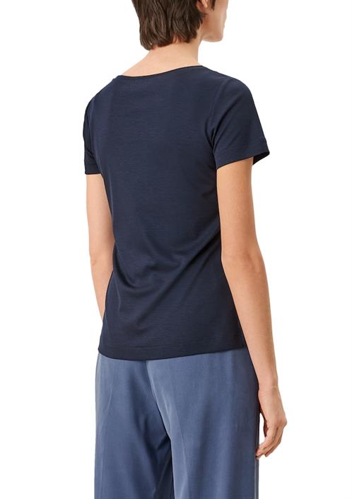 t-shirt-blau