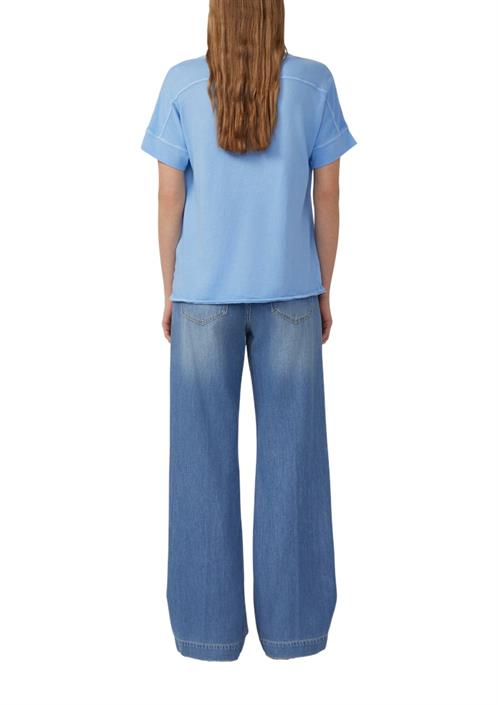 t-shirt-blau