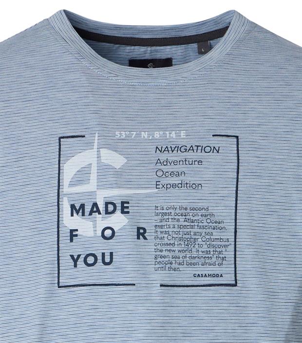 t-shirt-blau