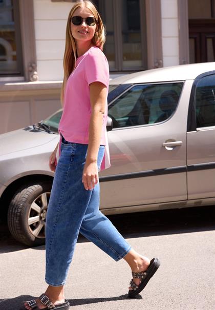 T-Shirt in Unifarbe mit Raffung simply pink