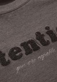 T-Shirt mit Bouclé Wording dark nomad brown mel.