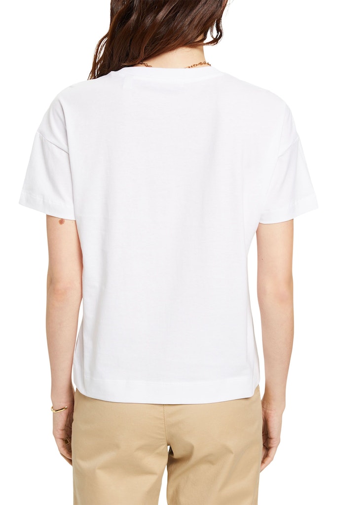 t-shirt-mit-floralem-print-auf-der-brust-white