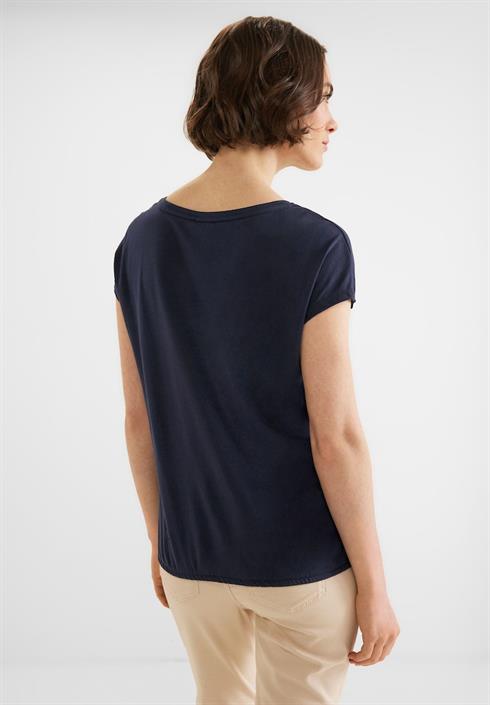 t-shirt-mit-folienprint-deep-blue