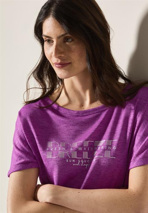 t-shirt-mit-grafischem-print-magenta-lacquer