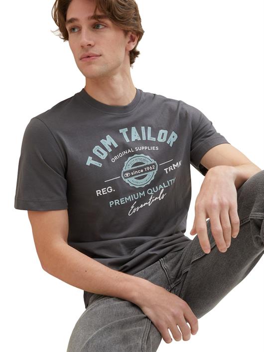 t-shirt-mit-logo-print-tarmac-grey