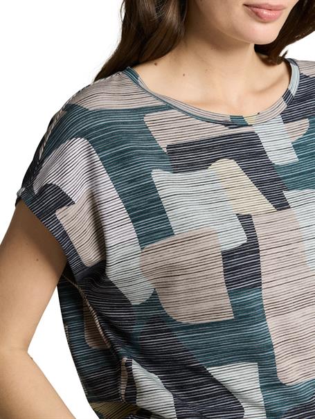 T-Shirt mit Muster big abstract print