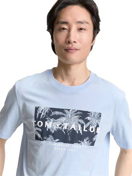 T-Shirt mit Print light powder blue