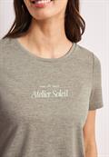 T-Shirt mit Rundhals und Wording timeless beige