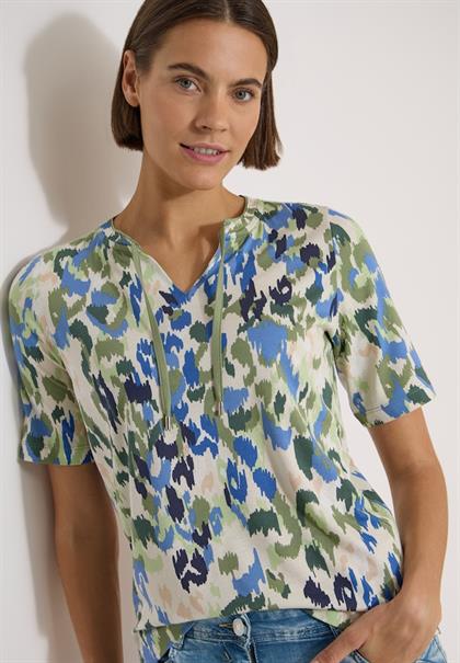 T-Shirt mit Split Neck und Print cashmere beige