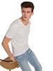 T-Shirt mit V-Ausschnitt white