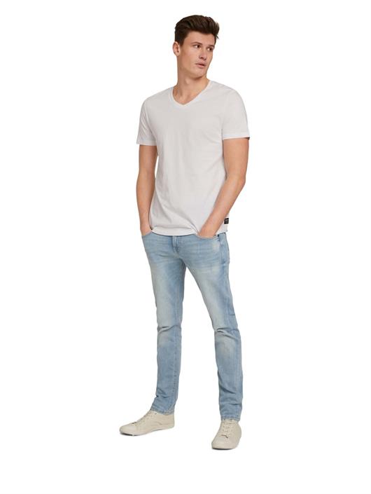 t-shirt-mit-v-ausschnitt-white