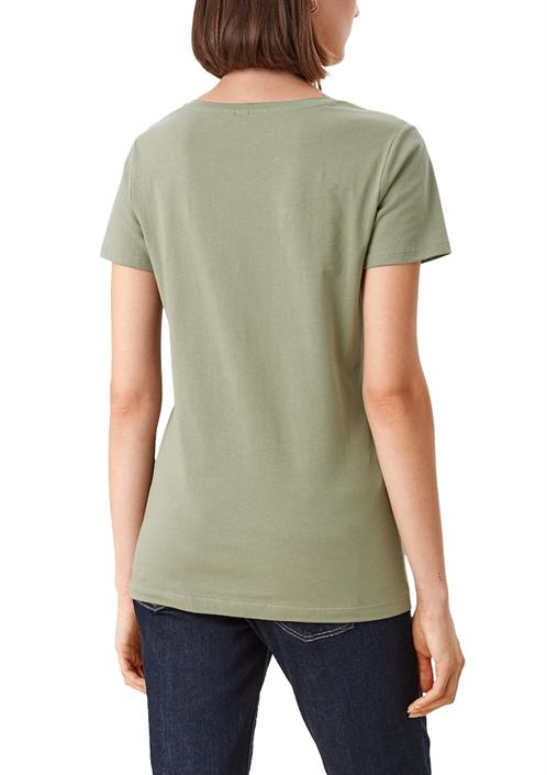 t-shirt-olive