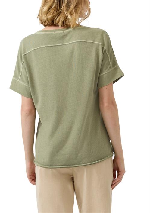 t-shirt-olive