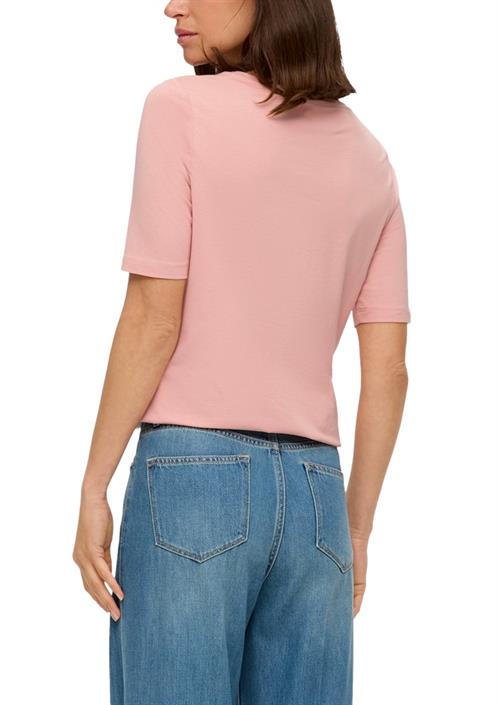 t-shirt-pink