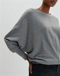 Taliya line good grey