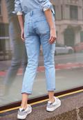 Tapered Leg Jeans im Casual Fit light bleached wash