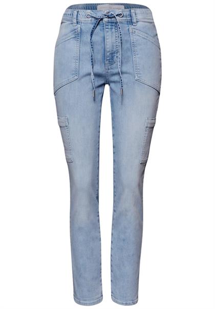 Tapered Leg Jeans im Casual Fit light bleached wash