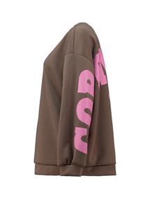 taupe-pink