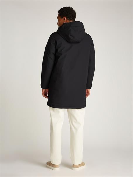 TECH PADDED PARKA black