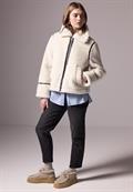 Teddy Jacke mit Details lucid white