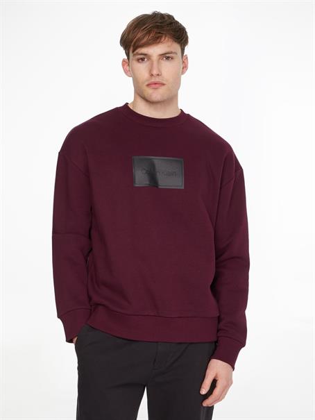 TEXTURED LOGO BOX COMFORT CREW passion plum