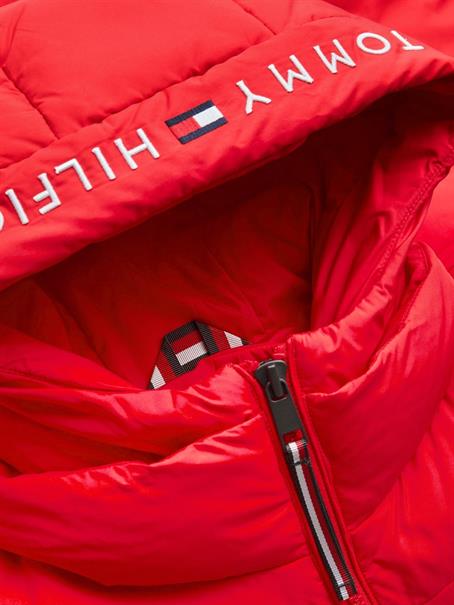 TH ESS SORONA PADDED LOGO COAT primary red