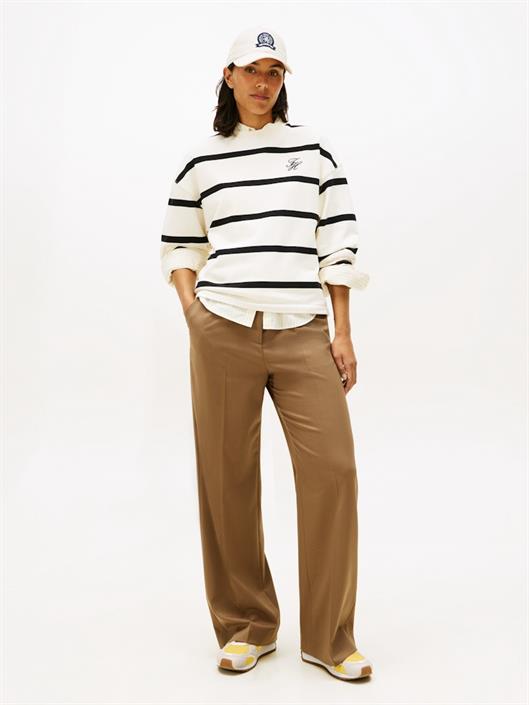 th-script-mdrn-terry-swtshrt-calico-black-stp