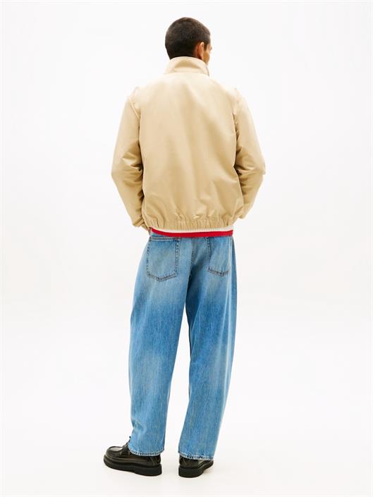 tjm-essential-jacket-ext-gentle-gold