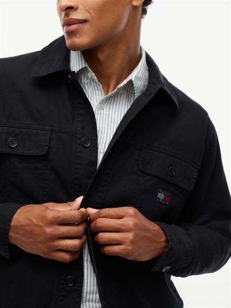 TJM ESSENTIAL OVERSHIRT black