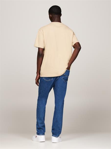 TJM REG BADGE TEE EXT gentle gold