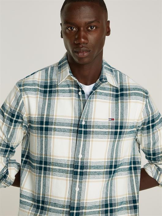 tjm-reg-check-flannel-shirt-ext-ancient-white-check