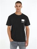 TJM REG ESSENTIAL CB FLAG TEE black