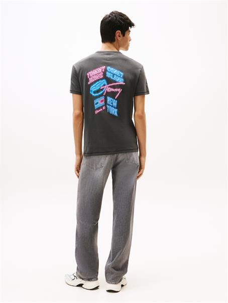 TJM REG NOVELTY FAIR TEE EXT black