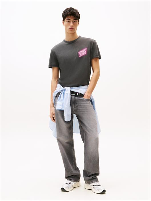 tjm-reg-novelty-fair-tee-ext-black