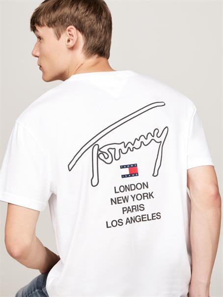 TJM REG SIG CITY TWIST TEE EXT white