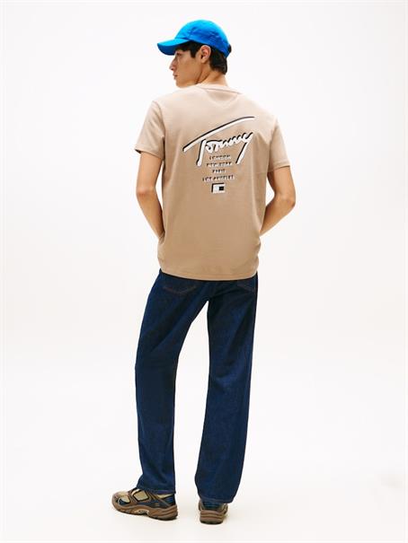 TJM REG SIGN CITY TEE EXT coastal taupe