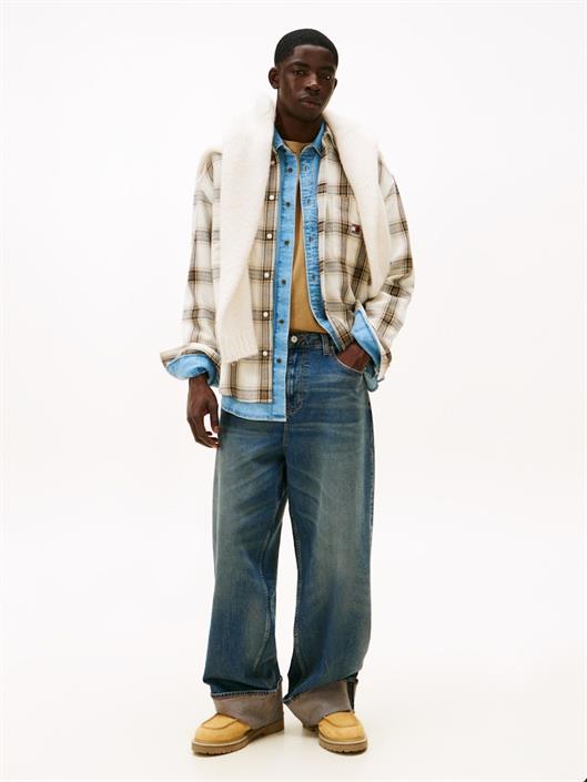 tjm-rlx-check-brushed-os-ext-ancient-white-check