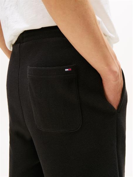 TJM RLX WAFFLE SCRIPT BEACH SHRT black