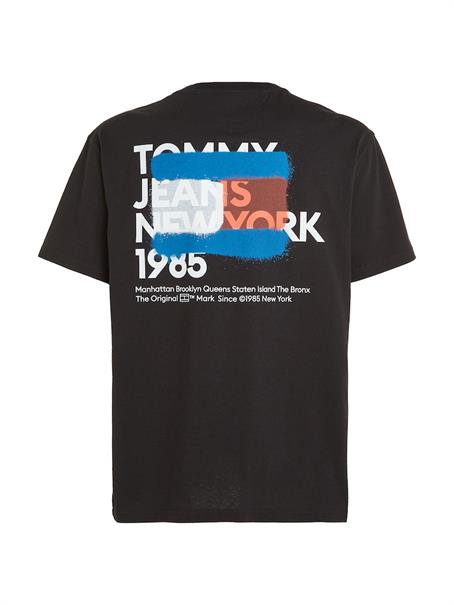 TJM TOMMY NY GRAFFITI FLAG TEE black