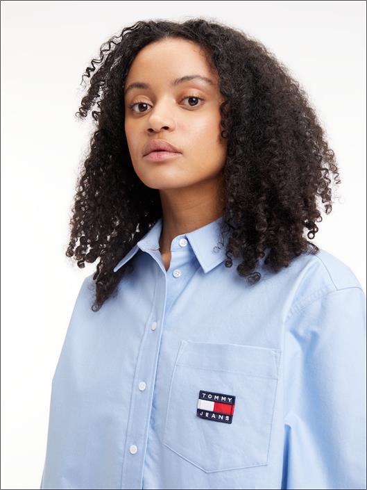 tjw-badge-boyfriend-shirt-pearly-blue