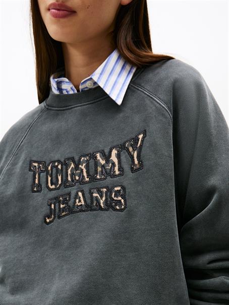 TJW BXY LEOPARD VARSITY CREW black