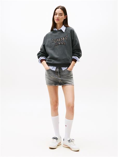 TJW BXY LEOPARD VARSITY CREW black